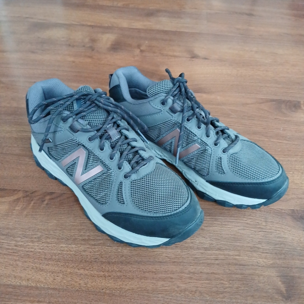 New Balance Waterproof 1350 Athletic (Hiking/Running) Shoes, Size 8B, NWOB
